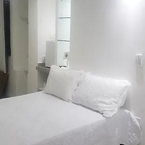 Excelente Casa Com Garagem E 3 Quartos Sendo 1 Na Dos Anjos A 5 Min A Pe Do Pier Dos Barcos Arraial do Cabo